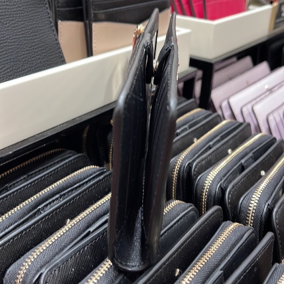 Kate Spade Darcy Large Slim Bifold Wallet 
Black - Picture 13 of 16